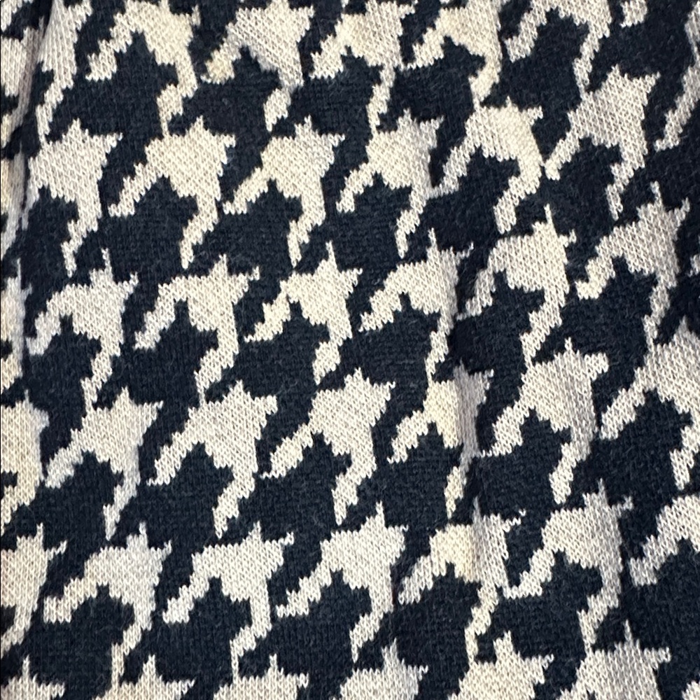 Stylish Houndstooth Kids Dress with Bow - Picture 2 of 3